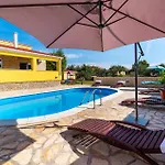 Luxurious In * فينجيراك