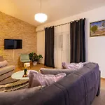 بيت للعطل Luxurious In