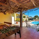 بيت للعطل Luxurious In فينجيراك