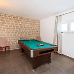 بيت للعطل Luxurious In فينجيراك