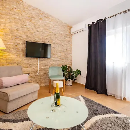 Vakantiehuis Cozy In *