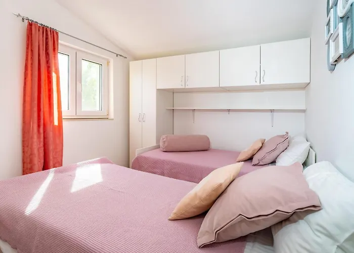 Prázdninový dům Cozy In Vinjerac